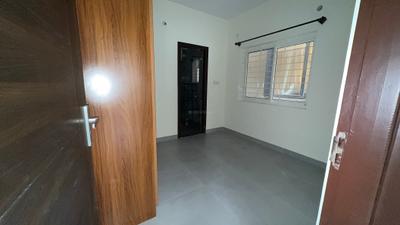 Bedroom Image of 1300 Sq.ft 2 BHK Apartment / Flat for rent in New Tippasandra Bengaluru for Rs. 63000