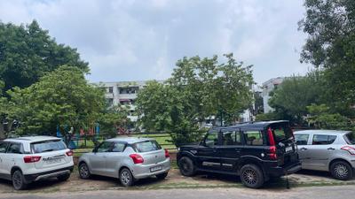 Image of 1200 Sq.ft 2 BHK Apartment / Flat for sale in Sector 51, Chandigarh for Rs. 26000000
