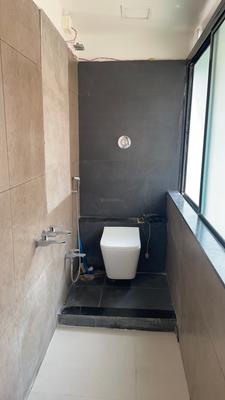 Image of 650 Sq.ft 2 BHK Apartment / Flat for rent in Ramdaspeth, Nagpur for Rs. 35000