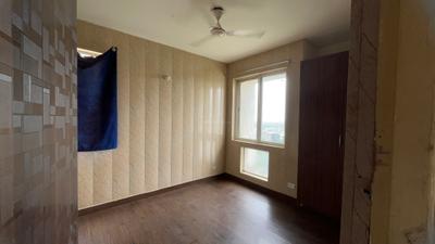Bedroom Image of 1390 Sq.ft 3 BHK Apartment / Flat for rent in Jaypee Kosmos, Sector 134 Noida for Rs. 27000