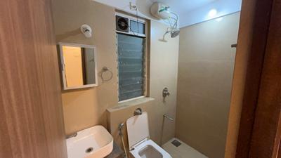 Bathroom Image of 500 Sq.ft 1 BHK Apartment / Flat for rent in Poddar Spraha Diamond, Chembur Mumbai for Rs. 52000