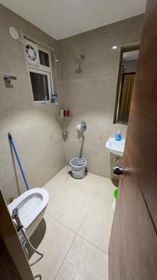 Bathroom Image of 500 Sq.ft 1 BHK Apartment / Flat for rent in Maruthi Sevanagar Bengaluru for Rs. 40000