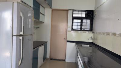 Kitchen Image of 900 Sq.ft 2 BHK Apartment / Flat for rent in Magarpatta Iris, Magarpatta City Pune for Rs. 36000