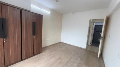 Bedroom Image of 950 Sq.ft 2 BHK Apartment / Flat for sale in Kanakia Paris, Bandra East Mumbai for Rs. 29000000