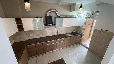 Kitchen Image of 1827 Sq.ft 3 BHK Apartment / Flat for rent in ABA Cleo County, Sector 121 Noida for Rs. 66000
