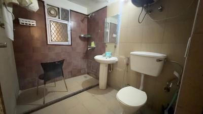Image of 1200 Sq.ft 2 BHK Apartment / Flat for rent in Mahagun Mascot, Crossings Republik, Ghaziabad for Rs. 24000