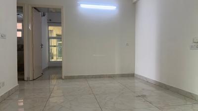 Living Room Image of 1100 Sq.ft 3 BHK Apartment / Flat for rent in Gaurs Siddhartham, Siddharth Vihar Ghaziabad for Rs. 24500