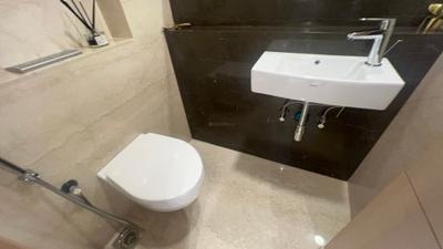 Image of 2200 Sq.ft 4 BHK Apartment / Flat for sale in Lower Parel, Mumbai for Rs. 140901000