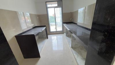 Kitchen Image of 750 Sq.ft 2 BHK Apartment / Flat for sale in Nakasha Dynamix 36, Borivali West Mumbai for Rs. 17500000
