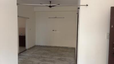 Living Room Image of 1500 Sq.ft 2 BHK Builder Floor for rent in Sector 46 Gurgaon for Rs. 38000