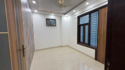 Bedroom Image of 1000 Sq.ft 3 BHK Builder Floor for rent in Dwarka Mor New Delhi for Rs. 18000