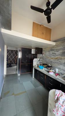 Kitchen Image of 900 Sq.ft 3 BHK Apartment / Flat for sale in Shahibaug Ahmedabad for Rs. 6500000
