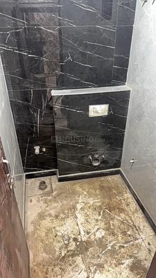 Bathroom Image of 1100 Sq.ft 3 BHK Apartment / Flat for sale in Govindpuram Ghaziabad for Rs. 4200000