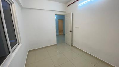 Urbanrise Revolution One Bedroom Two 2