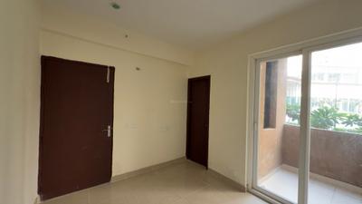 Bedroom Image of 1570 Sq.ft 3 BHK Apartment / Flat for sale in Amrapali Heartbeat City, Sector 107 Noida for Rs. 16537500