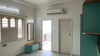 Bedroom Image of 1823 Sq.ft 3 BHK Apartment / Flat for rent in Jodhpur Ahmedabad for Rs. 28000