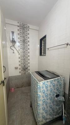 Bathroom Image of 1050 Sq.ft 1 BHK Builder Floor for rent in Gokhalenagar Pune for Rs. 23000