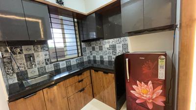 Kitchen Image of 300 Sq.ft 1 RK Builder Floor for rent in Scheme No 94C Indore for Rs. 13000