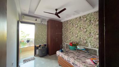 Bedroom Image of 1000 Sq.ft 3 BHK Builder Floor for sale in Shastri Nagar Ghaziabad for Rs. 8500000