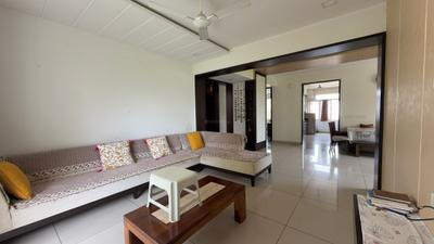 Living Room Image of 2400 Sq.ft 3 BHK Apartment / Flat for sale in Akota Vadodara for Rs. 9500000