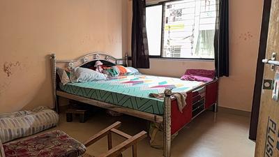 Bedroom Image of 760 Sq.ft 2 BHK Builder Floor for sale in Picnic Garden Kolkata for Rs. 3500000