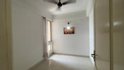 Bedroom Image of 1556 Sq.ft 2.5 BHK Apartment / Flat for sale in Godrej 101, Sector 79 Gurgaon for Rs. 17200000