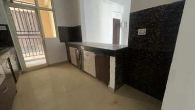 Kitchen Image of 1425 Sq.ft 2.5 BHK Apartment / Flat for rent in Paramount Symphony, Crossings Republik Ghaziabad for Rs. 21000