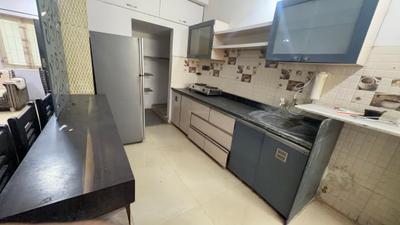 Kitchen Image of 1530 Sq.ft 3 BHK Apartment / Flat for rent in Usmanpura Ahmedabad for Rs. 30000