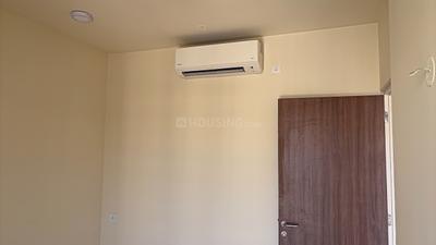 Bedroom Image of 1100 Sq.ft 2 BHK Apartment / Flat for rent in Lodha Sterling, Thane West Thane for Rs. 64000