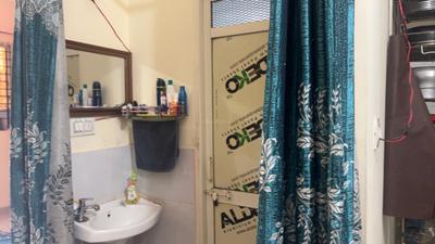 Bathroom Image of 650 Sq.ft 1 BHK Independent House for sale in Amrapali Modern Township, Rau Indore for Rs. 2400000