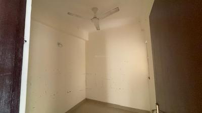 Bedroom Image of 990 Sq.ft 2.5 BHK Apartment / Flat for sale in NBCC Tropical Garden, Noida Extension Greater Noida for Rs. 7635000