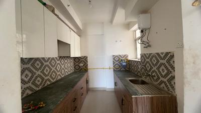 Kitchen Image of 1250 Sq.ft 3 BHK Apartment / Flat for rent in Jaypee Kosmos, Sector 134 Noida for Rs. 28000