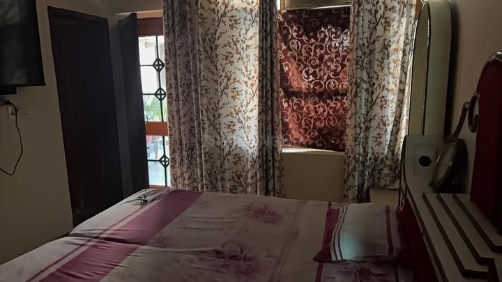 Custom and central excise society Bedroom 1