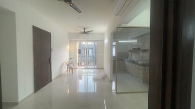 Living Room Image of 1012 Sq.ft 2 BHK Apartment / Flat for sale in Smartworld Orchard, Sector 61 Gurgaon for Rs. 17000000