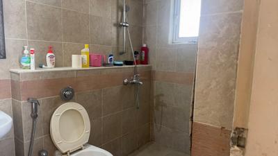 Bathroom Image of 465 Sq.ft 1 RK Studio for rent in Amanora Towers 23 25, Hadapsar Pune for Rs. 22500