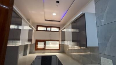 Kitchen Image of 1150 Sq.ft 3 BHK Builder Floor for rent in Sector 5 Rohini New Delhi for Rs. 35000