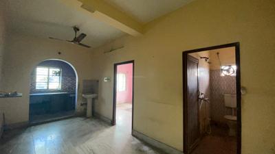 Living Room Image of 765 Sq.ft 2 BHK Apartment / Flat for sale in Baranagar Kolkata for Rs. 2700000