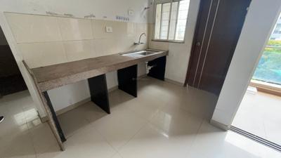 Kitchen Image of 682 Sq.ft 1 BHK Apartment / Flat for rent in Gera Park View, Kharadi Pune for Rs. 28000