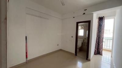 Bedroom Image of 1000 Sq.ft 3 BHK Apartment / Flat for rent in ROF Amaltas, Sector 92 Gurgaon for Rs. 20000