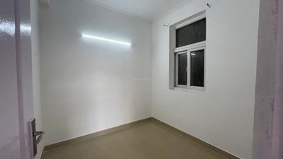 Bedroom Image of 1545 Sq.ft 3.5 BHK Apartment / Flat for sale in Amrapali Silicon City, Sector 76 Noida for Rs. 16200000