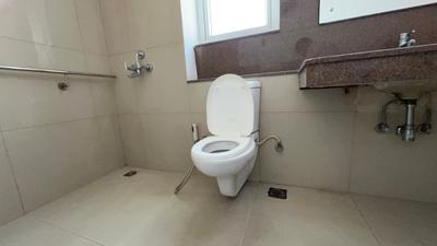 Image of 1899 Sq.ft 3 BHK Apartment / Flat for rent in Emaar Palm Gardens, Sector 83, Gurgaon for Rs. 45000