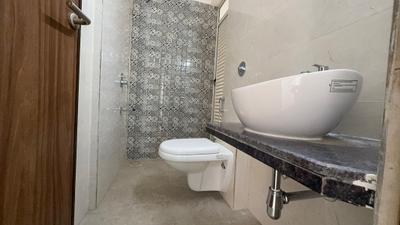 Bathroom Image of 650 Sq.ft 1 BHK Apartment / Flat for rent in Panvel Navi Mumbai for Rs. 16500