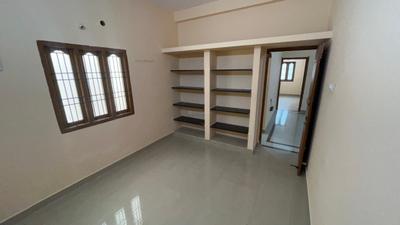 Bedroom Image of 1000 Sq.ft 2 BHK Independent House for rent in Avadi Chennai for Rs. 15000