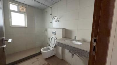 Bathroom Image of 2599 Sq.ft 4.5 BHK Apartment / Flat for sale in Godrej Air, Sector 85 Gurgaon for Rs. 38000000