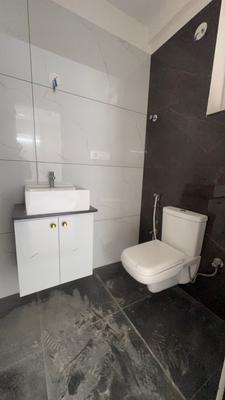 Image of 1375 Sq.ft 3 BHK Apartment / Flat for sale in United Sai Green Woods Phase 1, Kadugodi, Bengaluru for Rs. 14800000