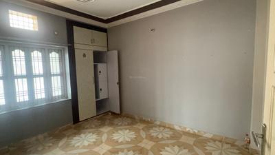 Bedroom Image of 1125 Sq.ft 2 BHK Builder Floor for rent in Kankarbagh Patna for Rs. 11000