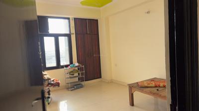 Bedroom Image of 1850 Sq.ft 3 BHK Apartment / Flat for rent in Amrapali Vaishali, Vaishali Ghaziabad for Rs. 36000