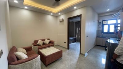 Living Room Image of 600 Sq.ft 1 BHK Builder Floor for rent in Sector 52 Gurgaon for Rs. 37000