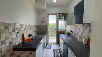 Kitchen Image of 1340 Sq.ft 3 BHK Apartment / Flat for sale in Mapsko Paradise, Sector 83 Gurgaon for Rs. 14400000