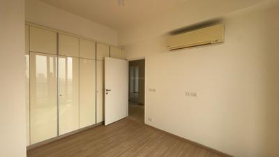 Bedroom Image of 1812 Sq.ft 3 BHK Apartment / Flat for sale in DLF The Primus, Sector 82A Gurgaon for Rs. 28000000
